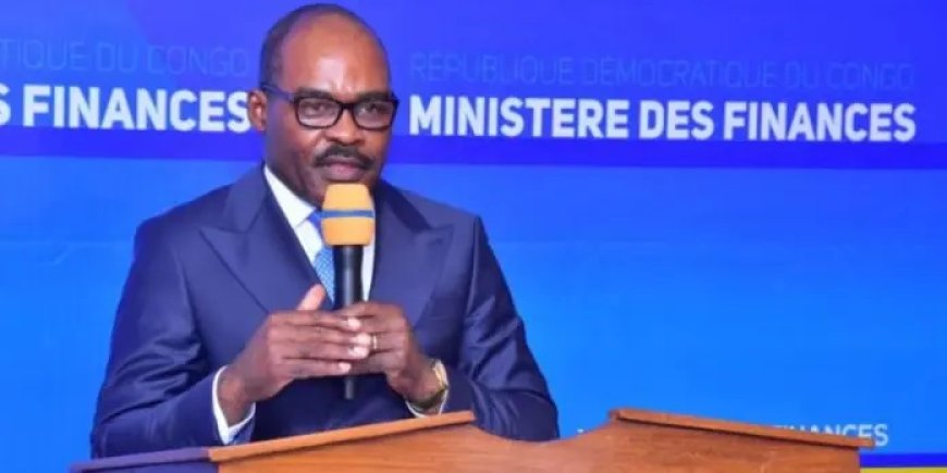 RDC: «Sur demande de Félix Tshisekedi, le Gouvernement va publier le salaire de tous les fonctionnaires et agents publics de l’État», Nicolas Kazadi