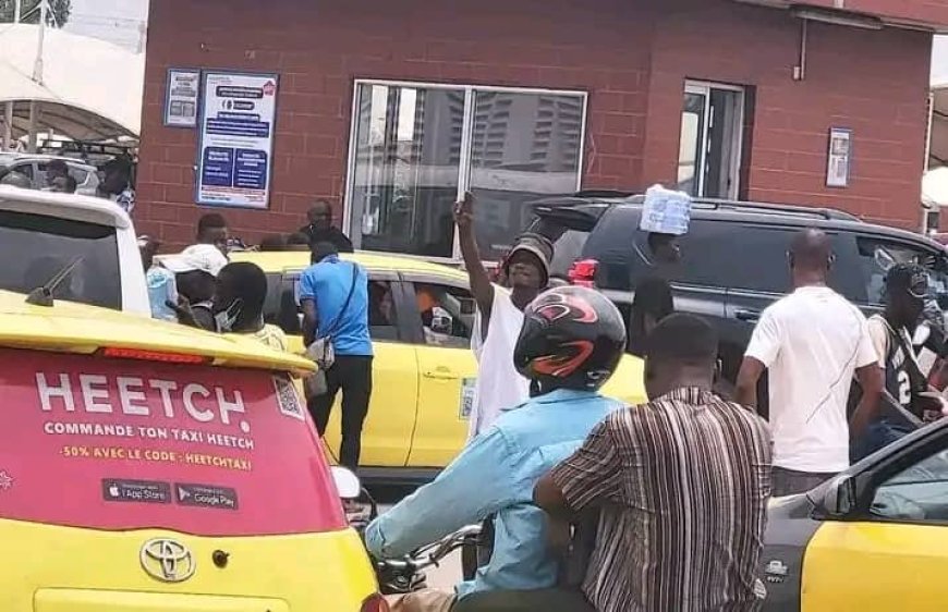Embouteillage à Kinshasa : G. Tsakala  rappelle l'interdiction de circulation des gros engins et autres remorques avant 21heures