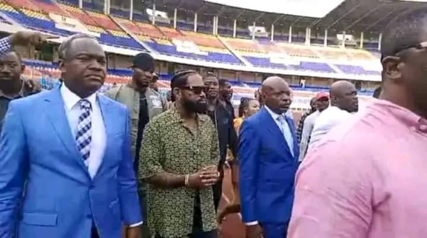 Kinshasa : Ferré Gola visite le Stade des Martyrs avant son concert du 24 juin prochain